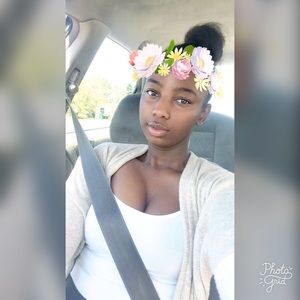 Meet your Posher, Rockeisha